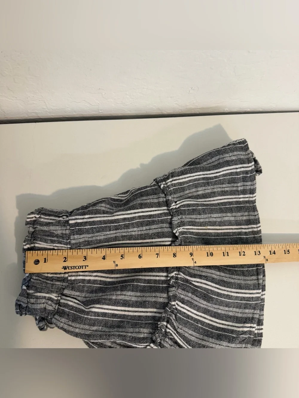 Vanilla Star Black & White Striped Ruffle Skort Shorts, linen & Rayon, Small